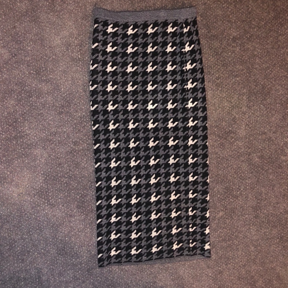 Alice + Olivia pencil skirt